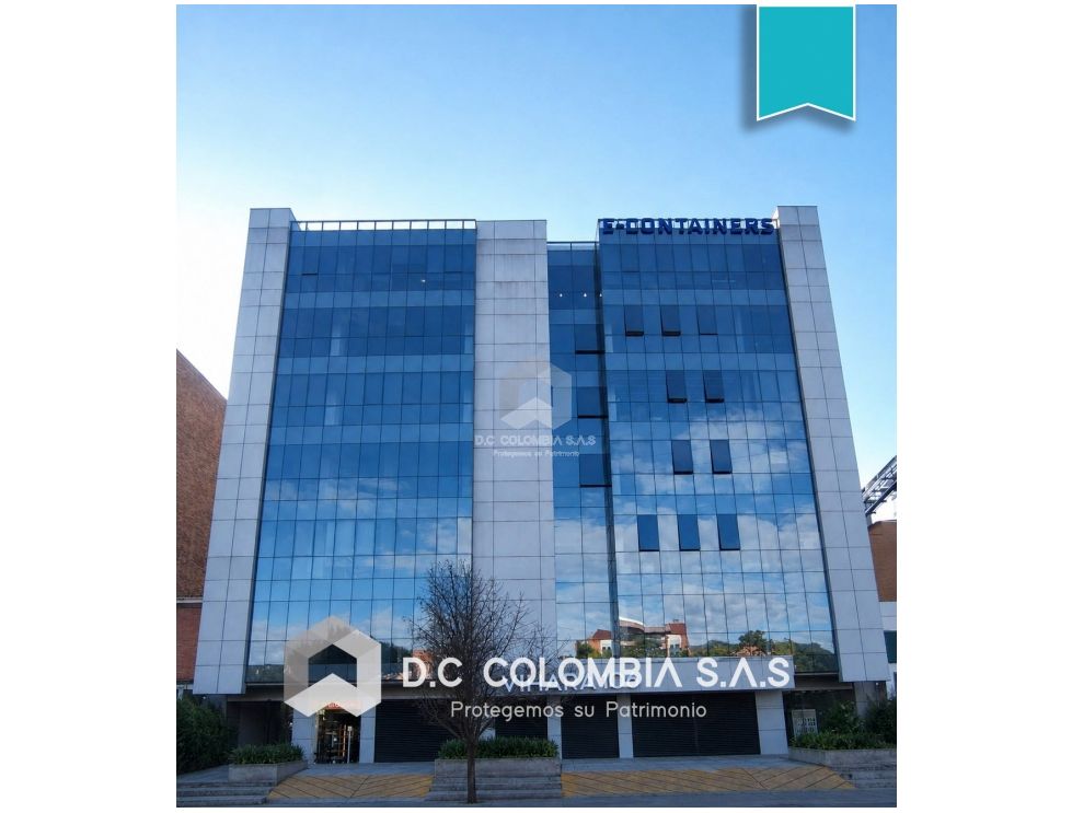 Oficina en Arriendo O Venta Sobre la Autopista Norte de Bogotá